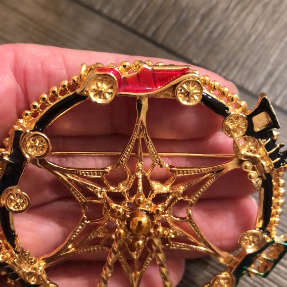 Vintage Goldtone Ferris Wheel Pin with Cars & Trains - Picture 5 of 16